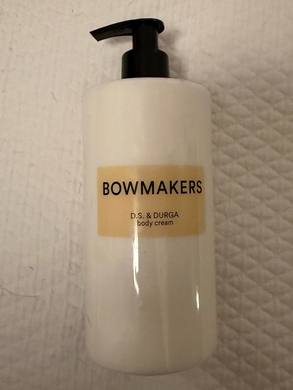D.S. & DURGA Bowmakers Body Cream - 16.9 fl oz, 500 ML New